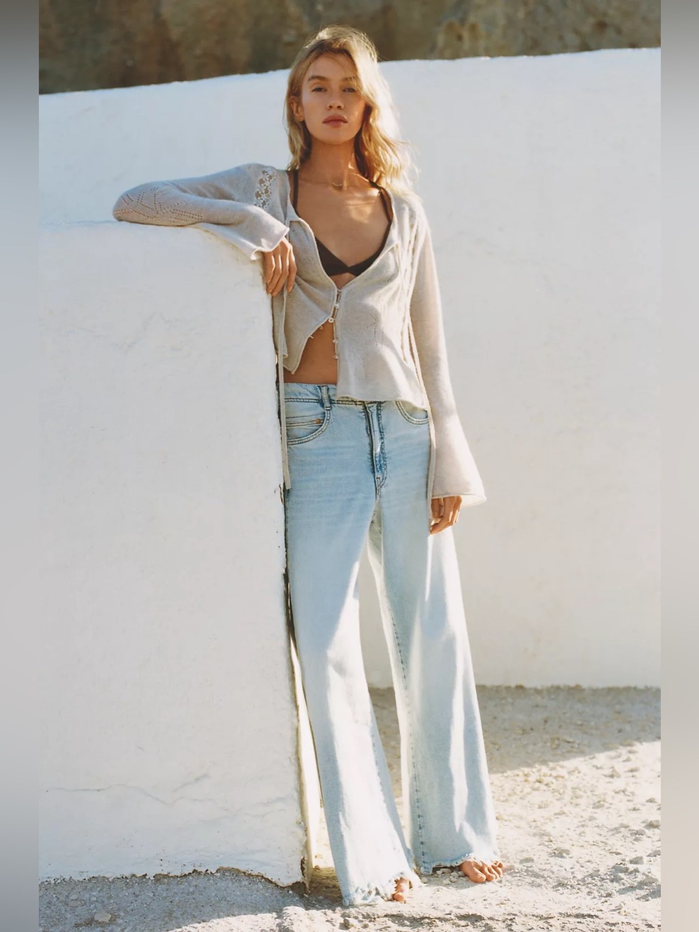 Anthropologie Pilcro Adi Regenerative Cotton Mid-Rise Flare Jeans Size 26 - Picture 5 of 12